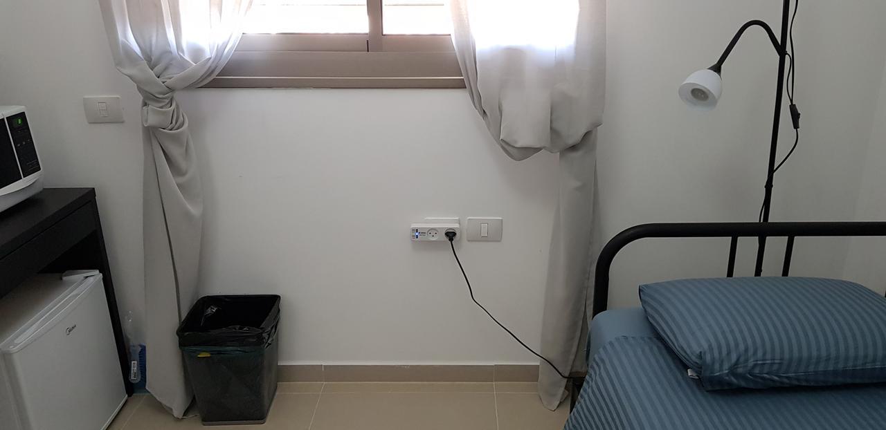 Private Bed/Bathroom In Netanya Extérieur photo