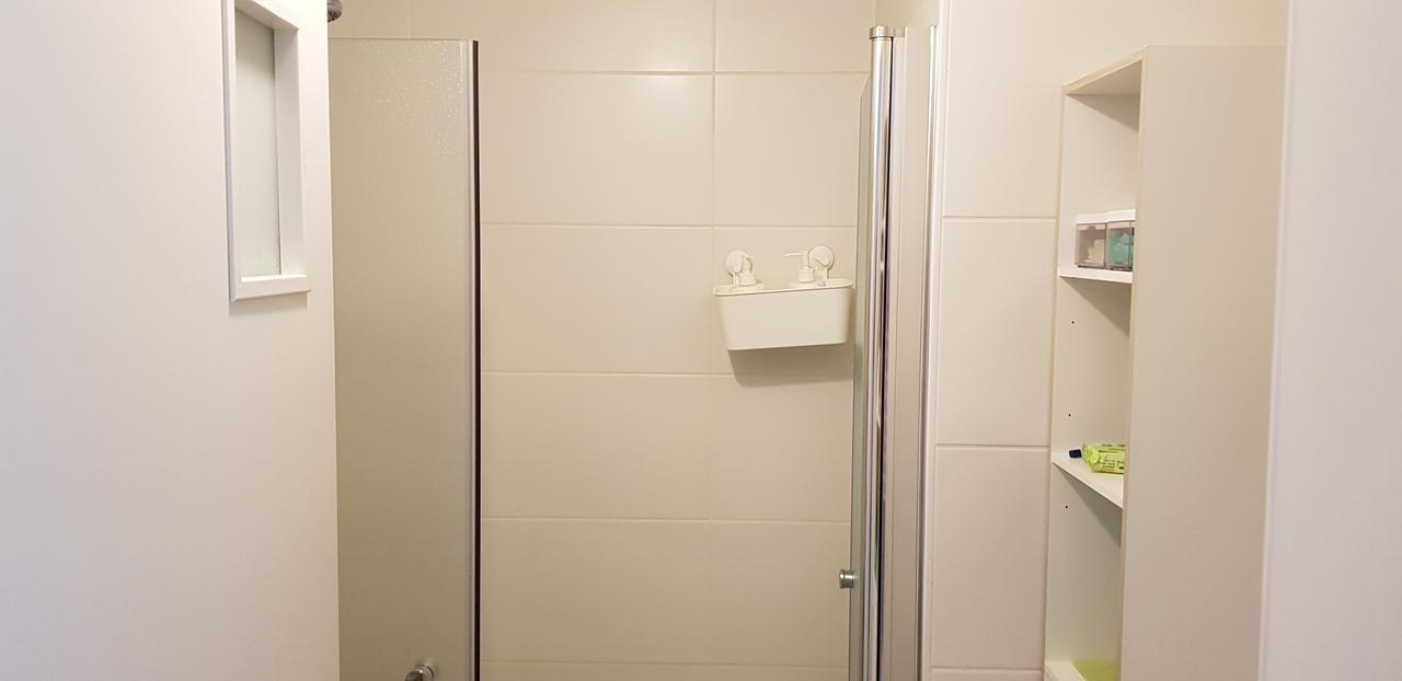 Private Bed/Bathroom In Netanya Extérieur photo