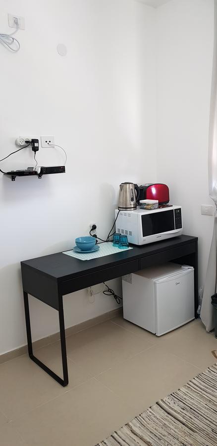 Private Bed/Bathroom In Netanya Extérieur photo