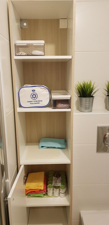 Private Bed/Bathroom In Netanya Extérieur photo